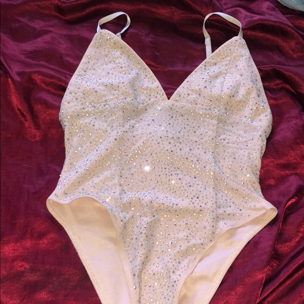 Diamond body suit